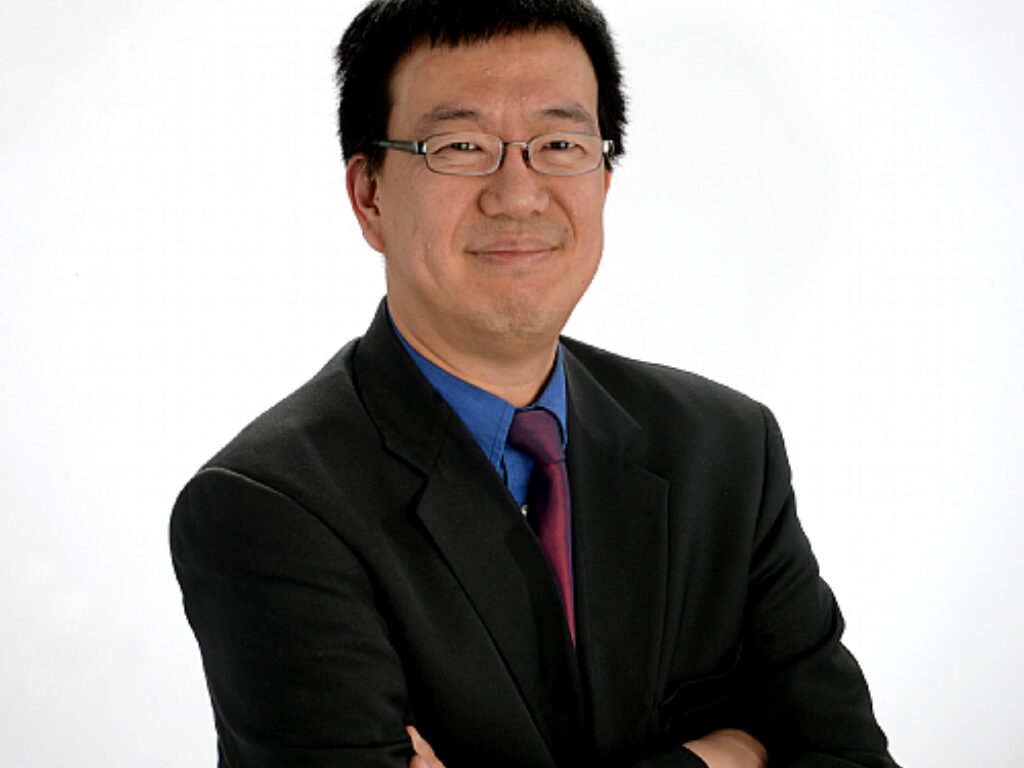 Chen Honored with Chair in Oncology