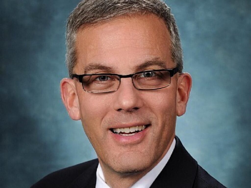 Chapman Receives Geriatric Oncology Award