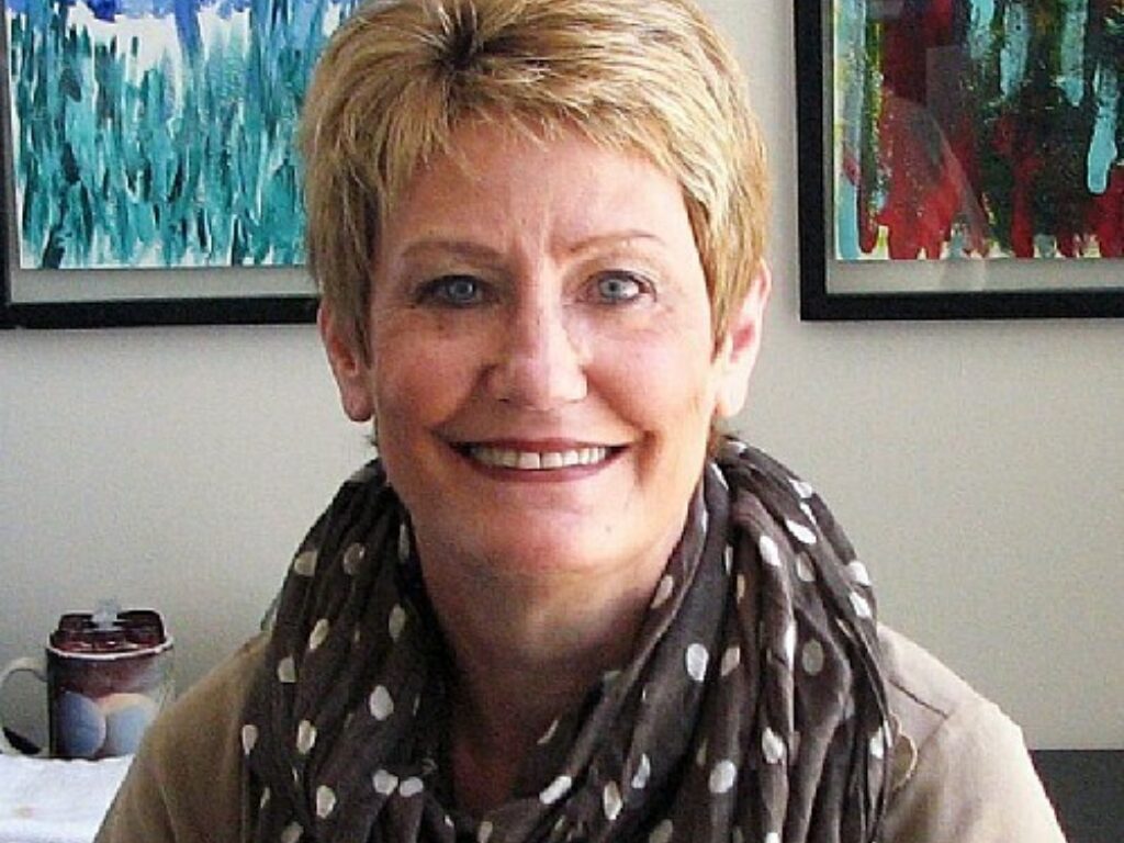 Researcher Honored for Contributions to Preventing Lung Cancer